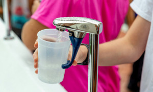 L'eau potable en Europe contamine par un produit chimique persistant non rgul, selon des associations