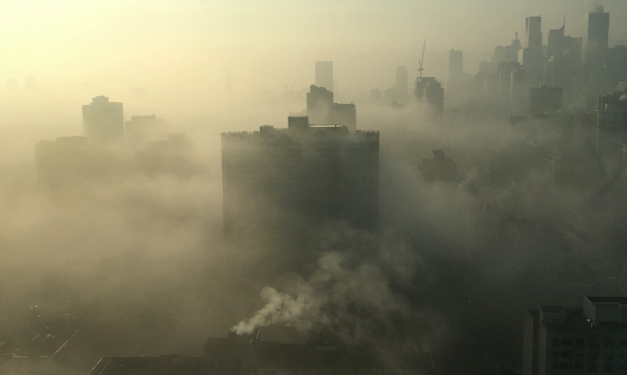 Pollution de l'air: les terrains de sport parisiens dans le rouge